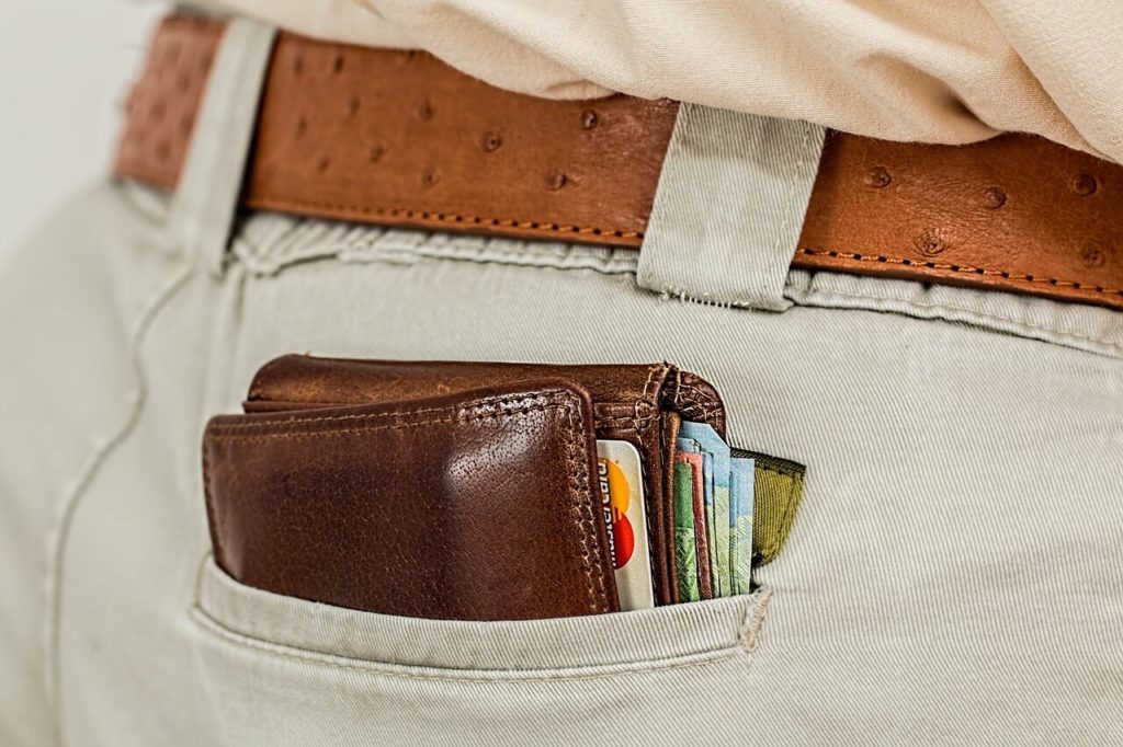 7 praktycznych wskazówek o tym, jak zarządzać swoimi pieniędzmi